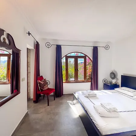 Villa Maria Peninsula *