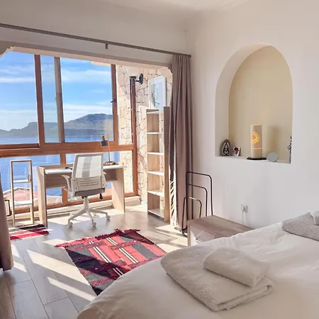 Maria Peninsula Villa