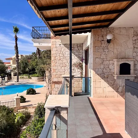 Maria Peninsula Villa